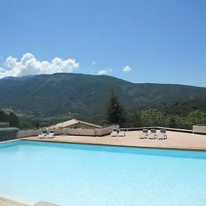 https://les-terrasses-du-ventoux.hotels-rhonealpes.com