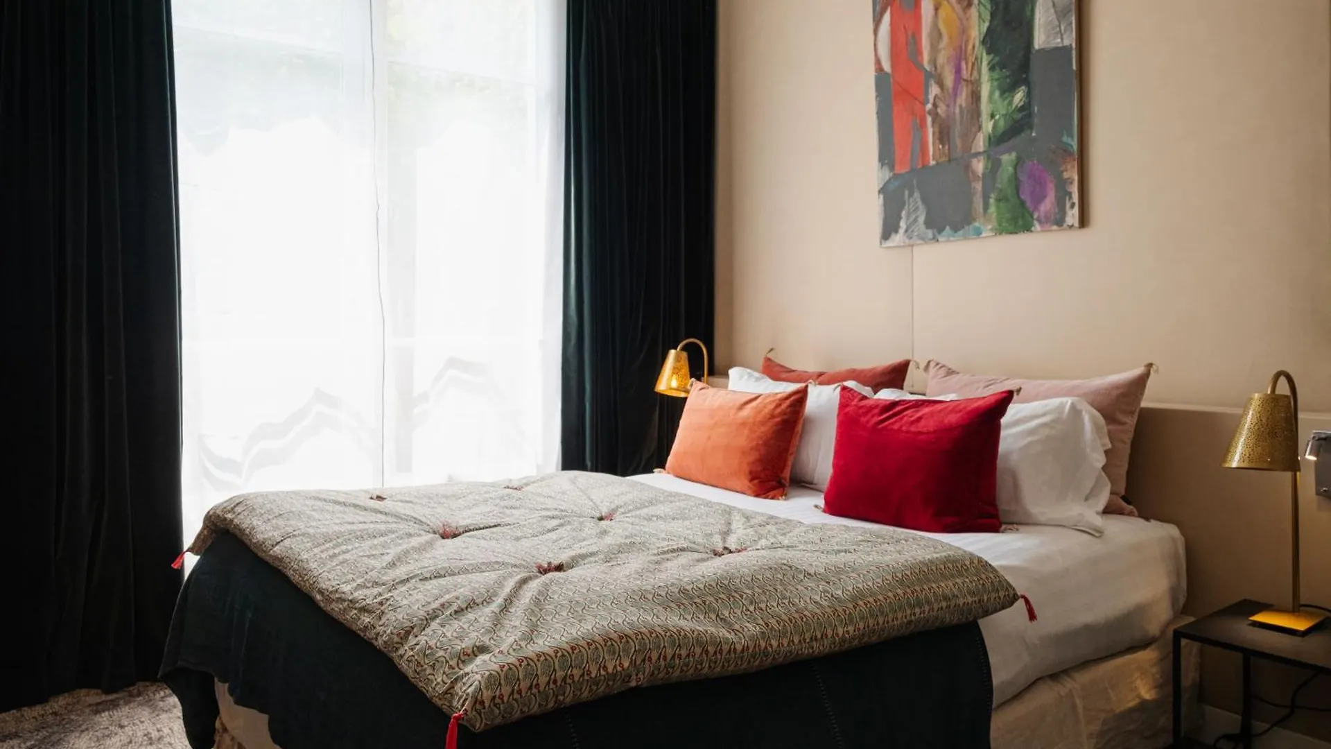 ***  Beausejour Ranelagh Hotel Paris France